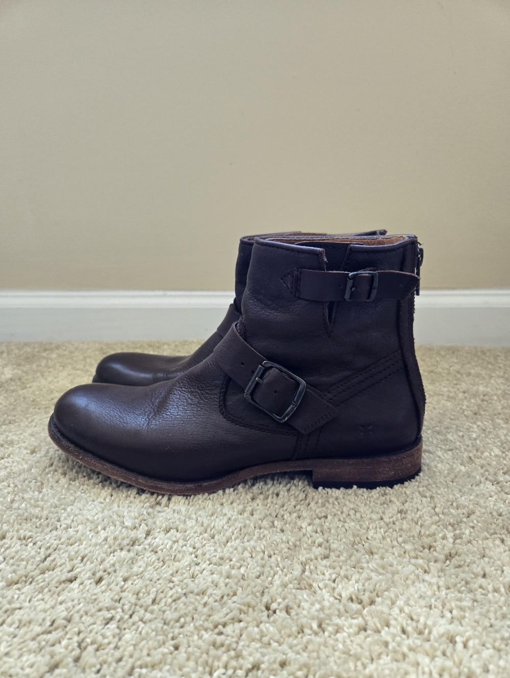 Frye Ankle Boots Womens 8.5B Brown Leather Back Zipper